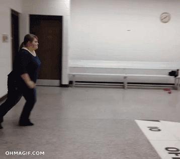 FAT GIRL EPIC CARTWHEEL ATTEMT FAIL