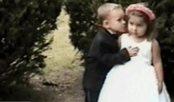 kids_kiss_fail