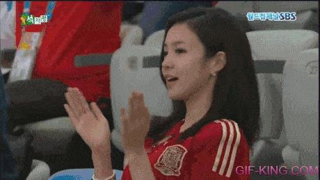 Cute Korean Girl Supporter