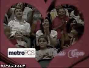 Best Kiss Cam