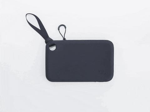 Silicone pouch