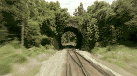 train gif